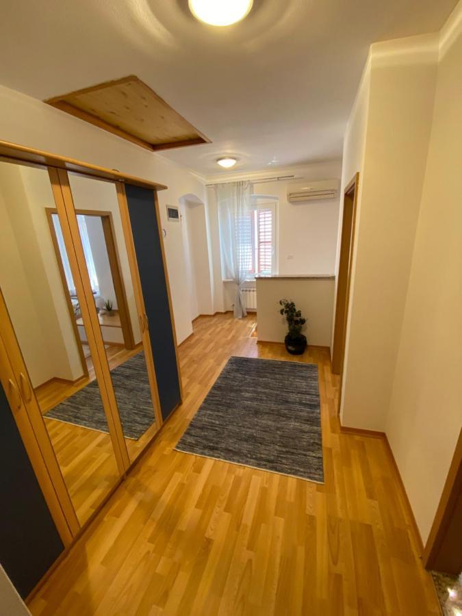 Shadi Apartment Koper Ngoại thất bức ảnh